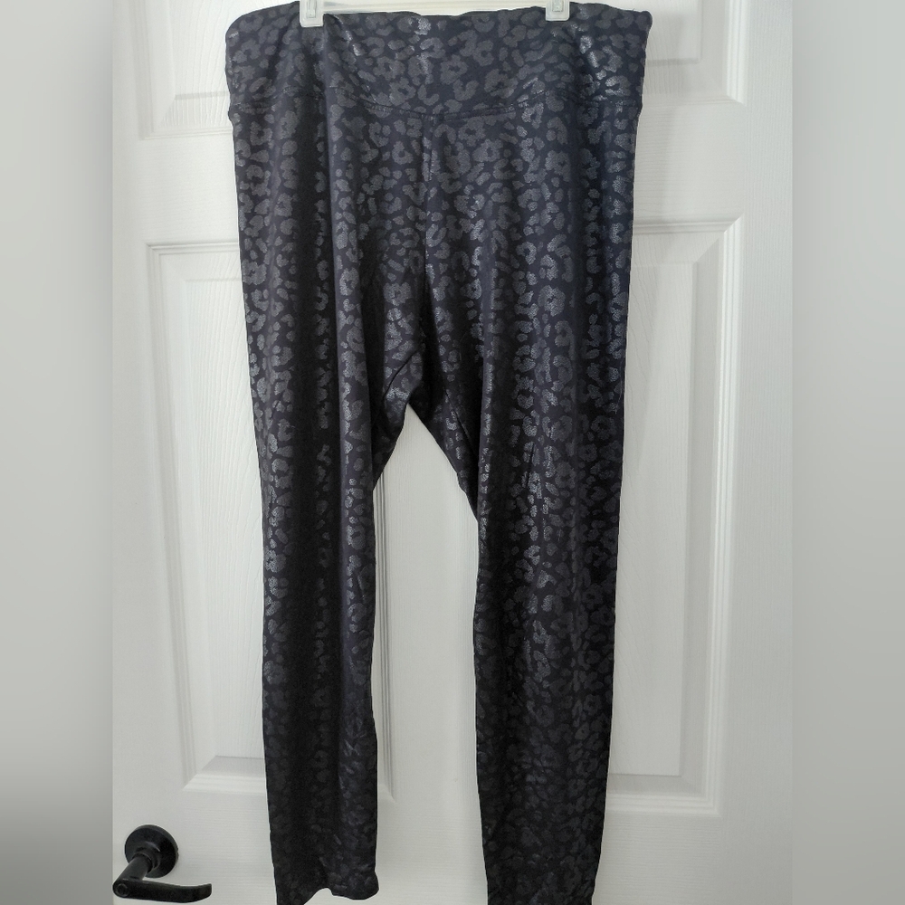 Chico's Zenergy Black Leggings